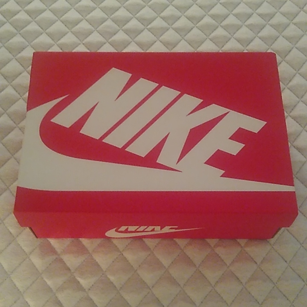 Empty Nike Box